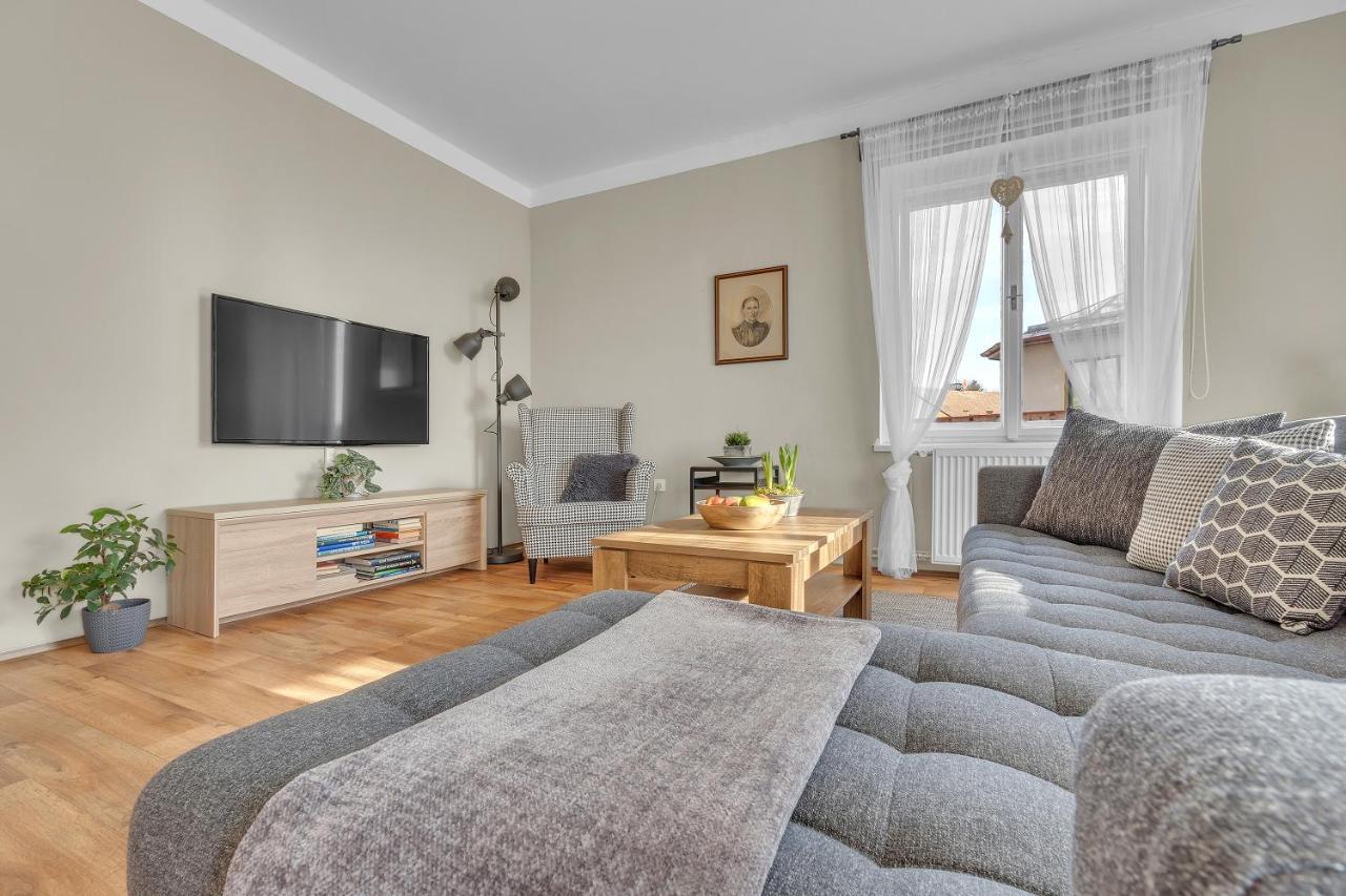 Apartman U Javorky Lázně Bělohrad Exteriör bild