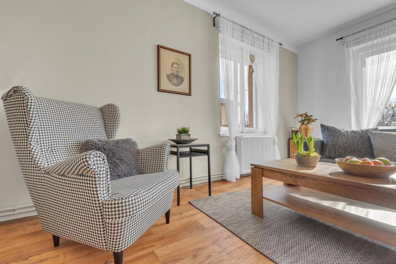 Apartman U Javorky Lázně Bělohrad Exteriör bild